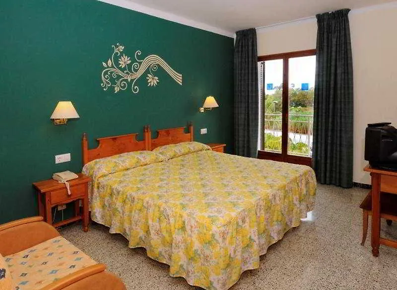 H-Top Paradis Park Pineda de Mar Hotel